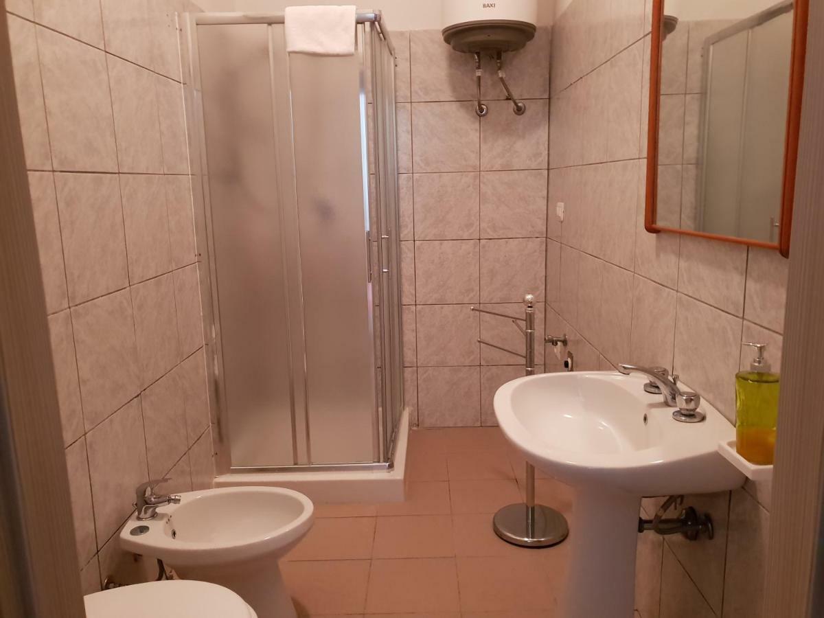 Red Ginger Apartment Oristano Luaran gambar